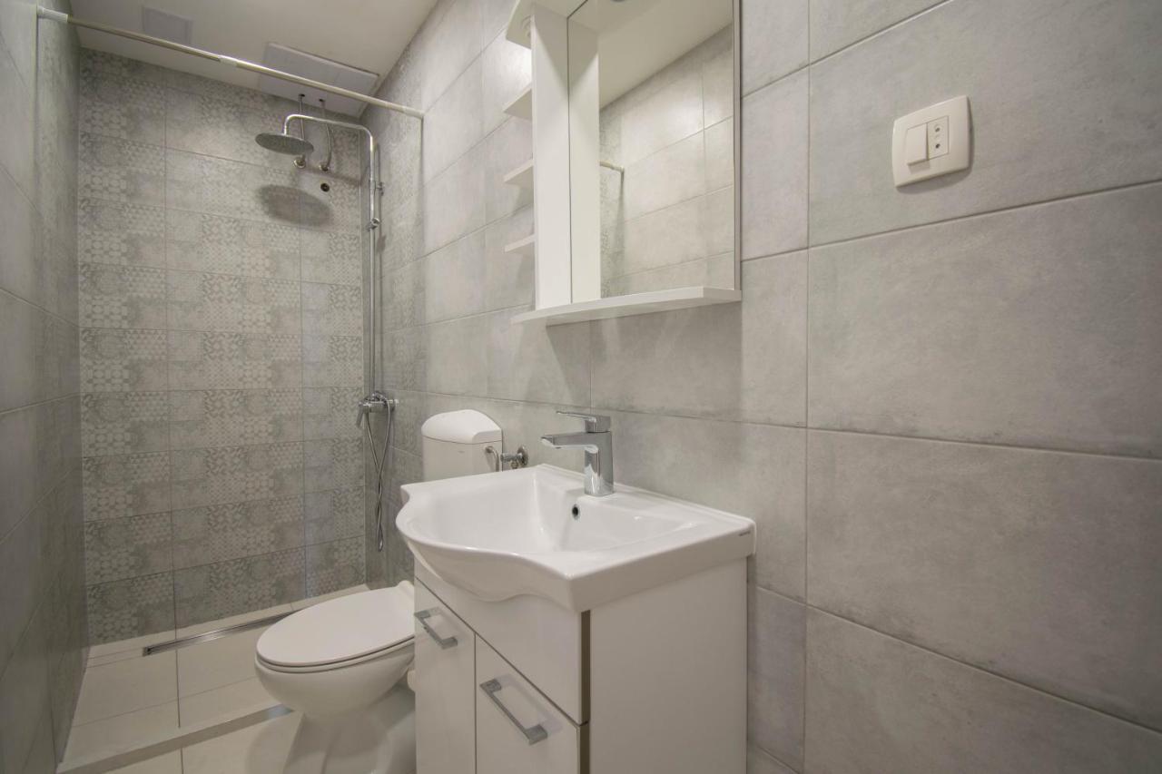 Apartments Manuela - Baška Voda エクステリア 写真