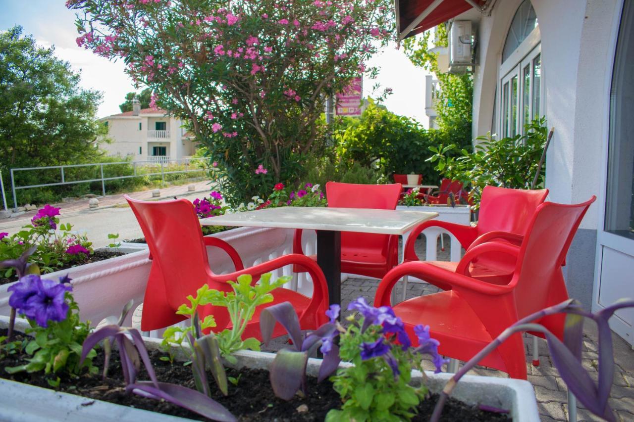 Apartments Manuela - Baška Voda エクステリア 写真